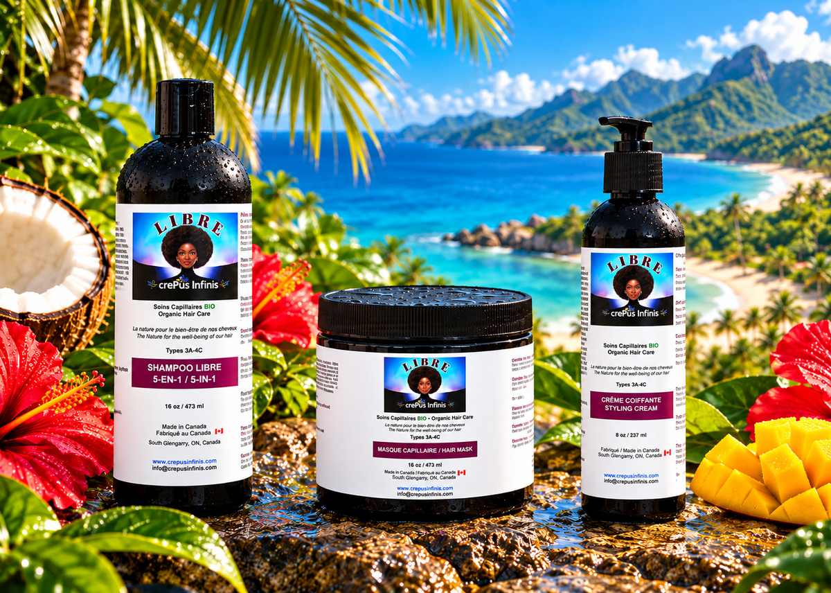 Shampoo, masque capillaire et crème coiffante LIBRE crePus Infinis devant une baie tropicale, entourés de noix de coco, mangue et fleurs d’hibiscus.